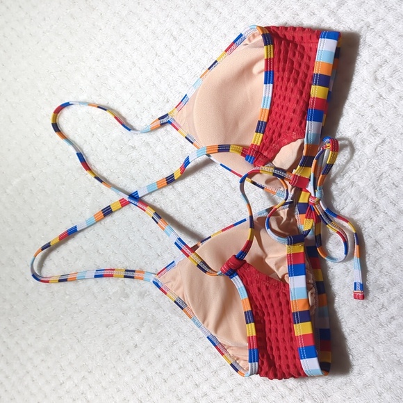 Cupshe Waffle Knit Cross Back Triangle Top & Hipster Bikini Bottoms Set - Picture 6 of 11